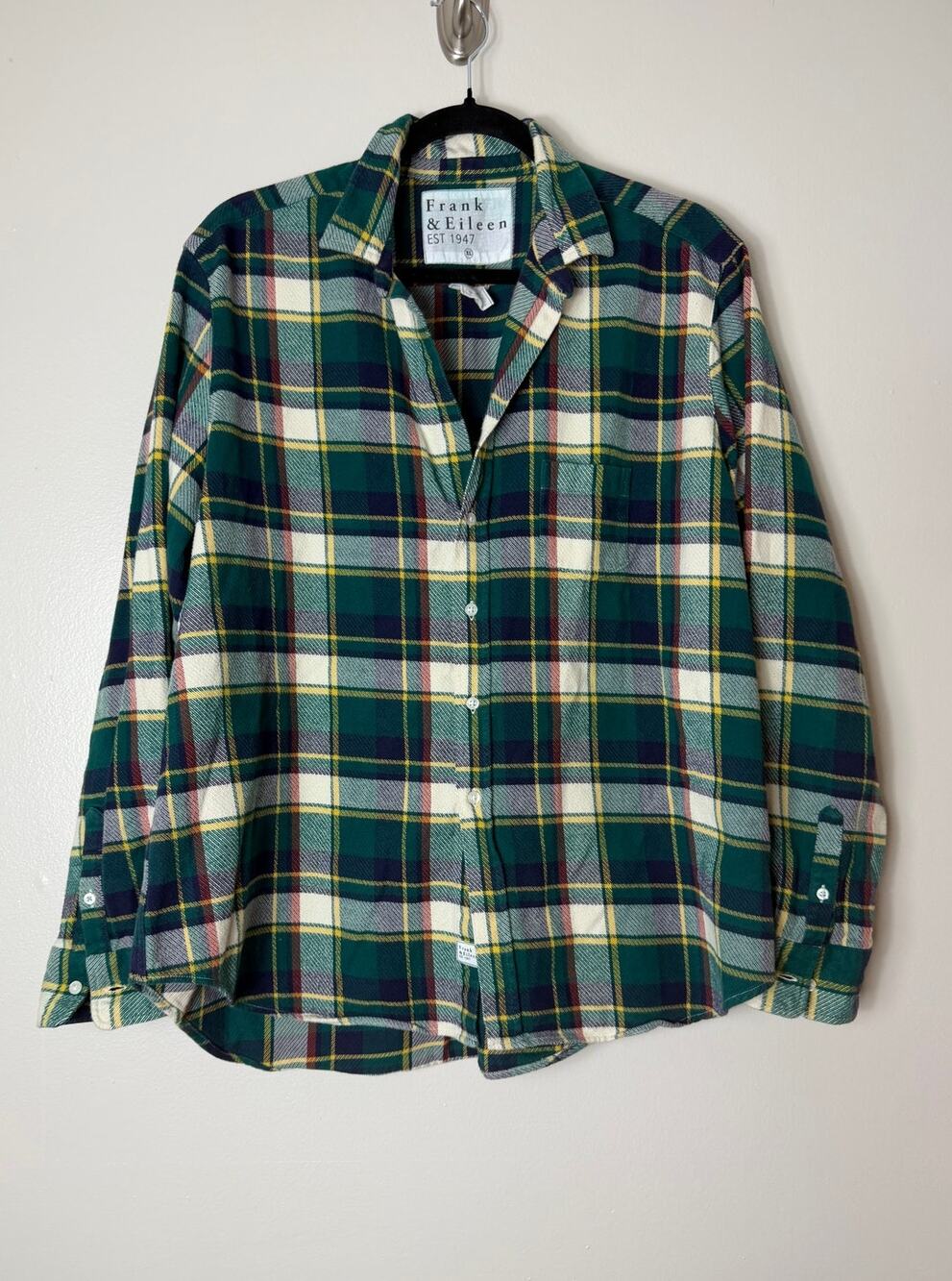 FRANK & EILEEN Shirt XL Eileen Relaxed Button Up Green Red Tartan Plaid Flannel - Picture 1 of 13